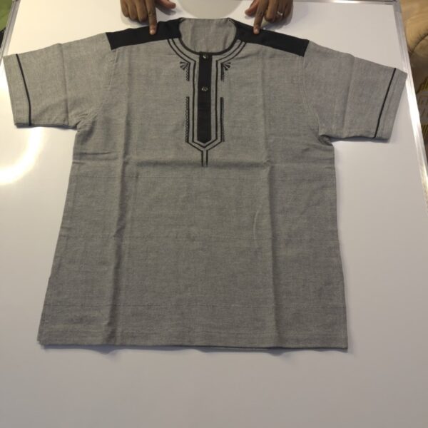 Chemises et Costumes Sur Mesure – Coton, Lin, Pagne pour un Style Unique