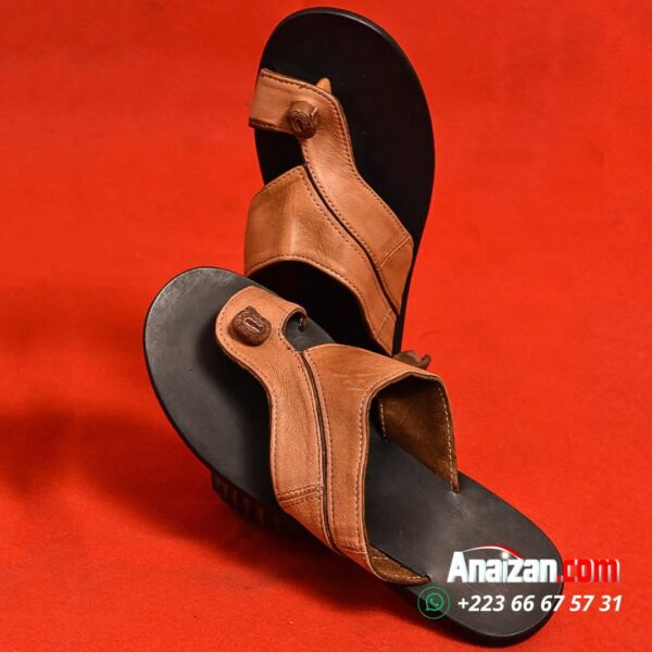 Sandales en Cuir Sur Mesure – Confort Optimal et Design Élégant pour Hommes (Copie)